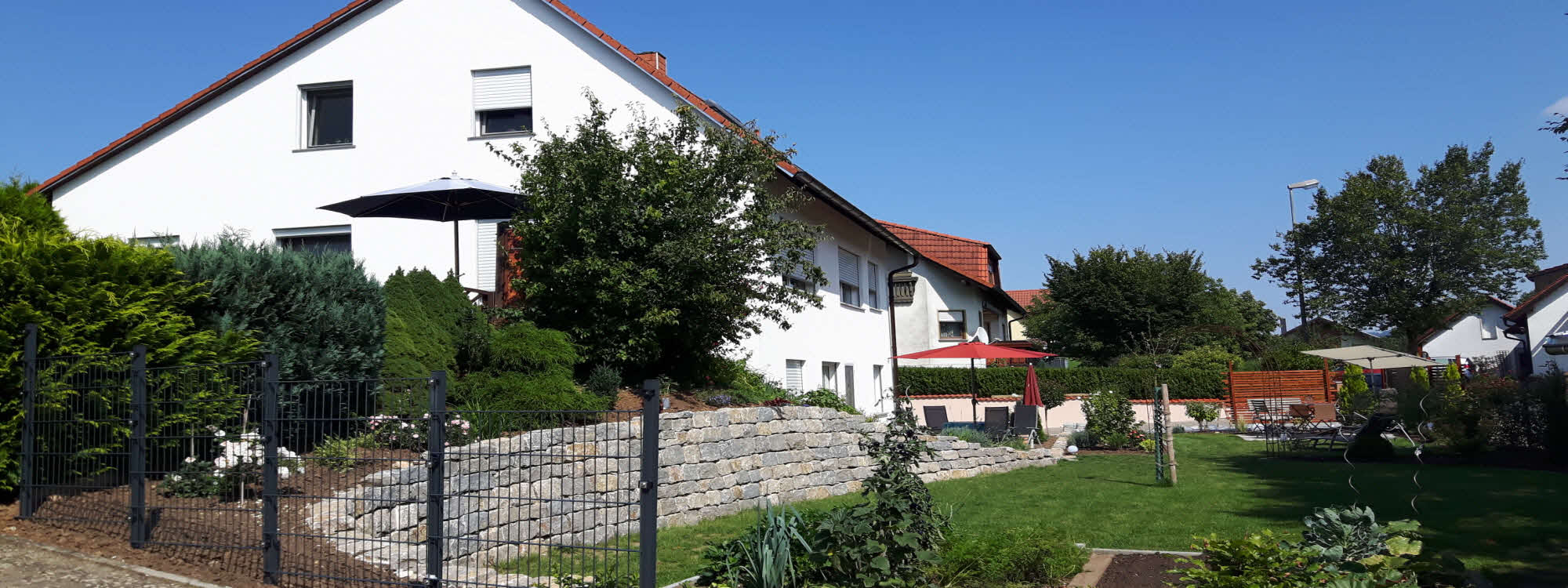 Holiday flat close to Bamberg: Garden and House